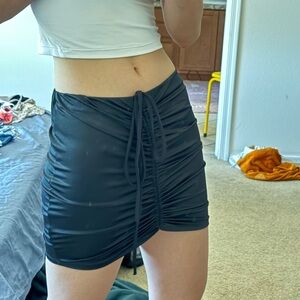 Black ruched mini skirt with tie detail - very stretchy #miniskirt